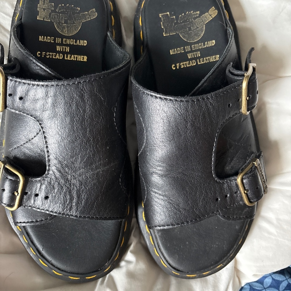 Doc martens sandals